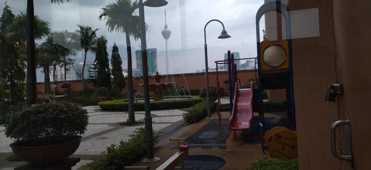 Town Place Apartments At Times Square Kl Куала-Лумпур Экстерьер фото